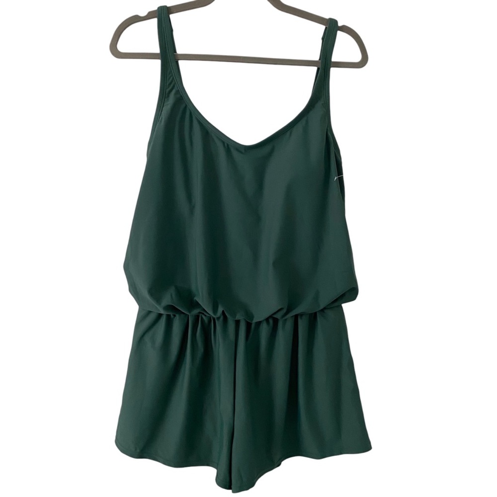 Ellen Tracy One-Piece Romper Shorts Swimsuit Sage Green Size 6 NWOT